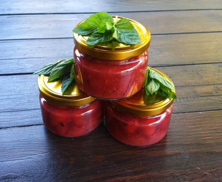 varene-kryzhovnik-s-limonom